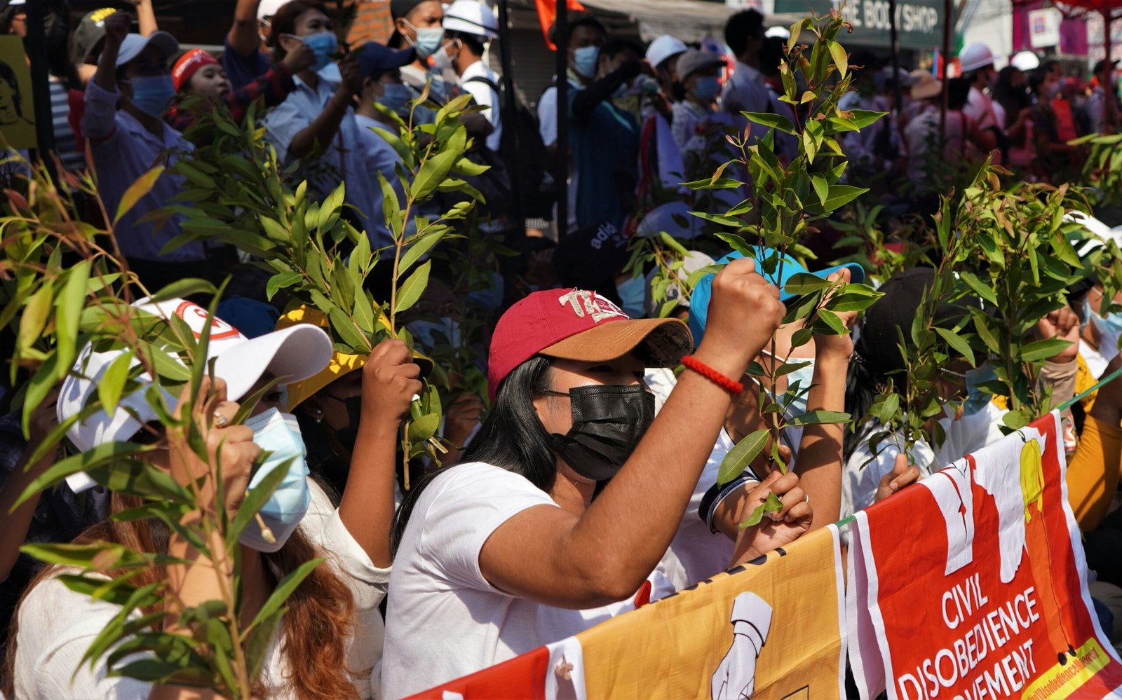 Dockworkers Strike: Key Dates and Implications for US Ports